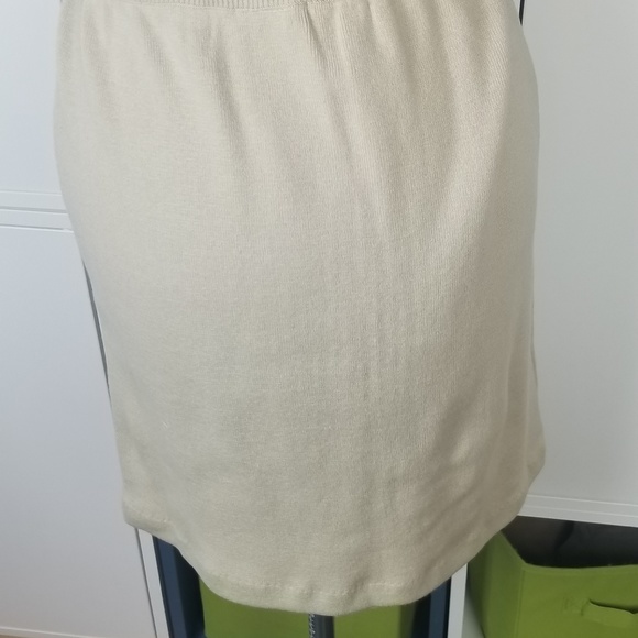 Ann Taylor Beige Knit Skirt - Picture 3 of 4